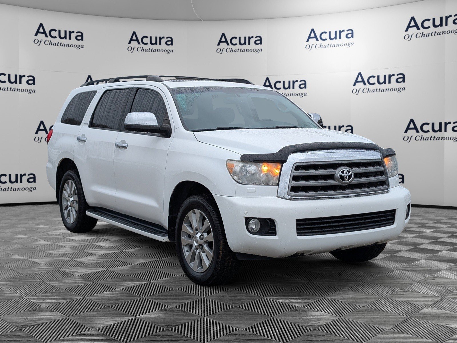 Used 2014 Toyota Sequoia Limited image 2