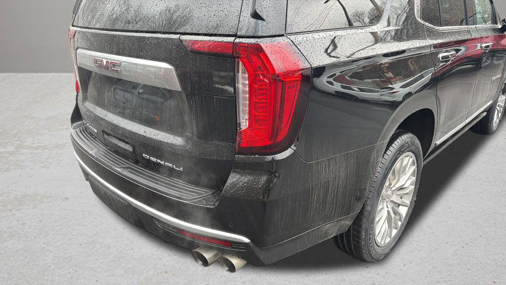 Used 2023 GMC Yukon Denali image 11