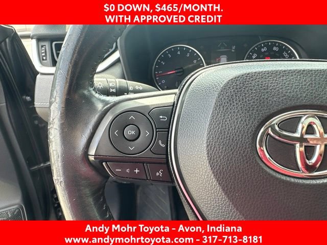 Used 2020 Toyota RAV4 XLE Premium FWD image 16