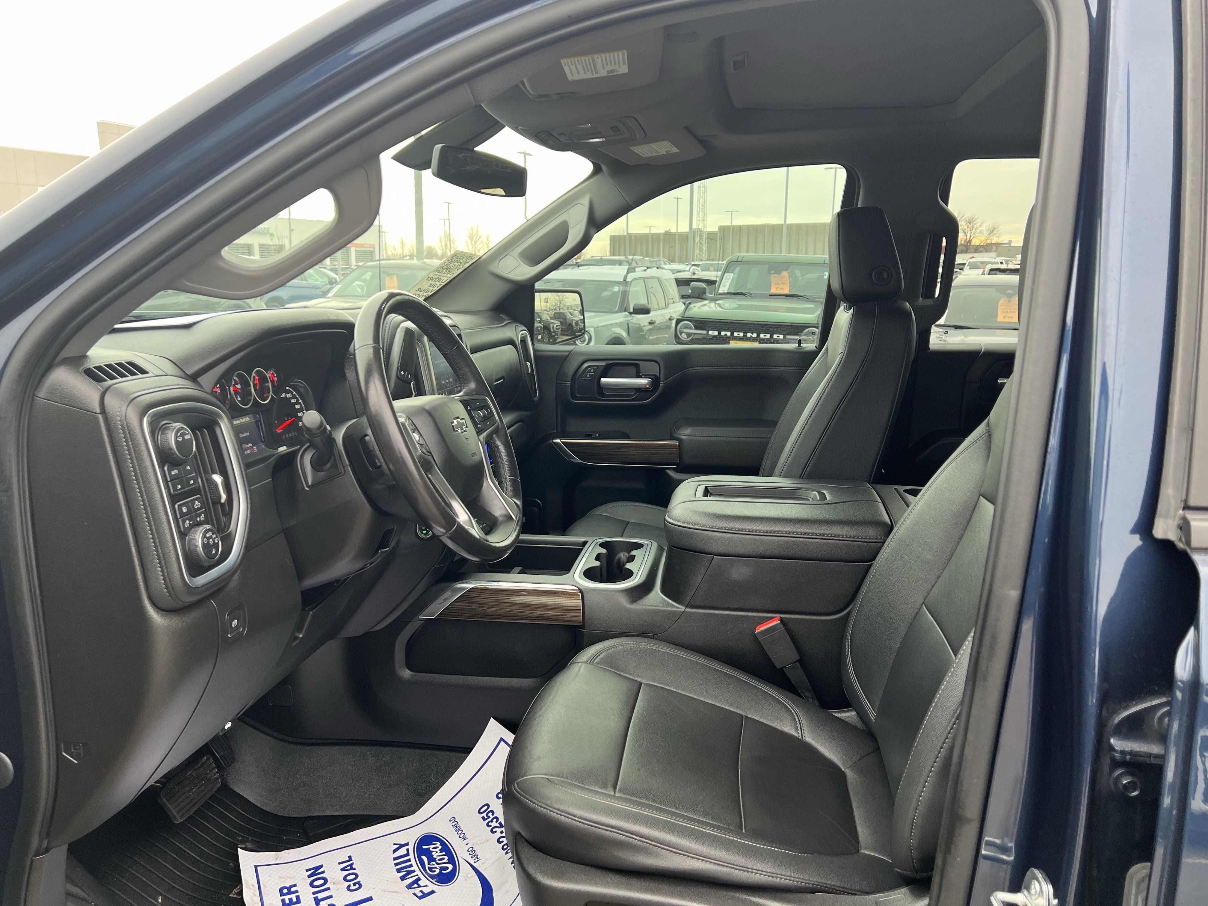 Used 2021 Chevrolet Silverado 1500 LT Trail Boss w/ Convenience Package II image 18