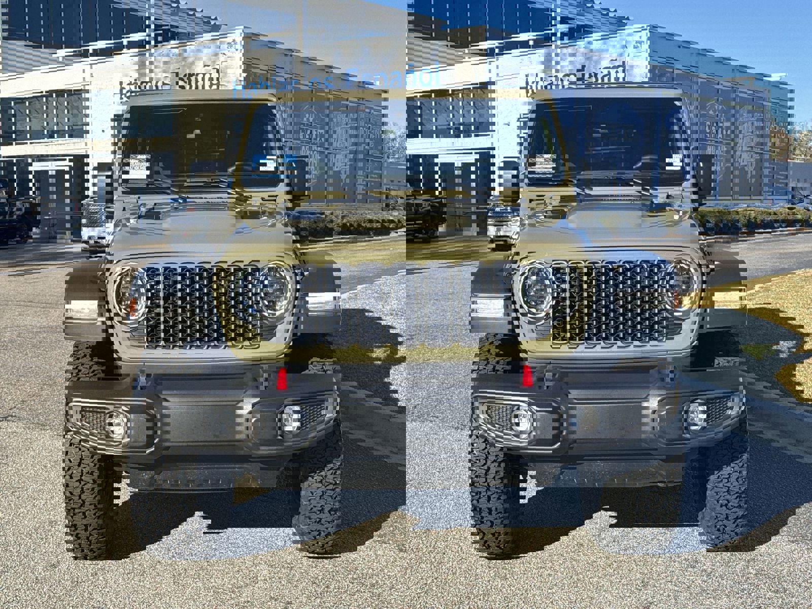 Used 2025 Jeep Wrangler Unlimited Rubicon image 3