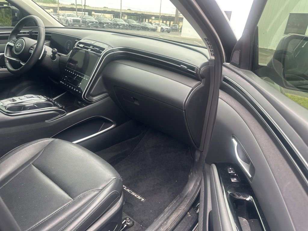 Used 2024 Hyundai Tucson Limited image 35