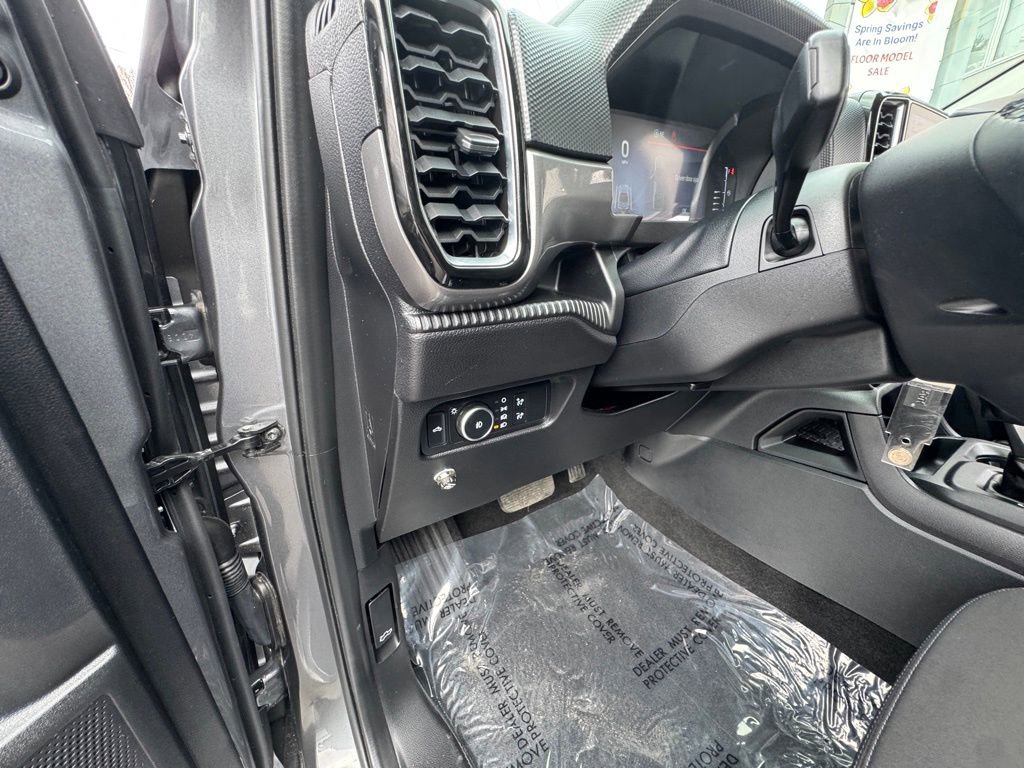 Used 2024 Ford Ranger XLT w/ Technology Package image 35