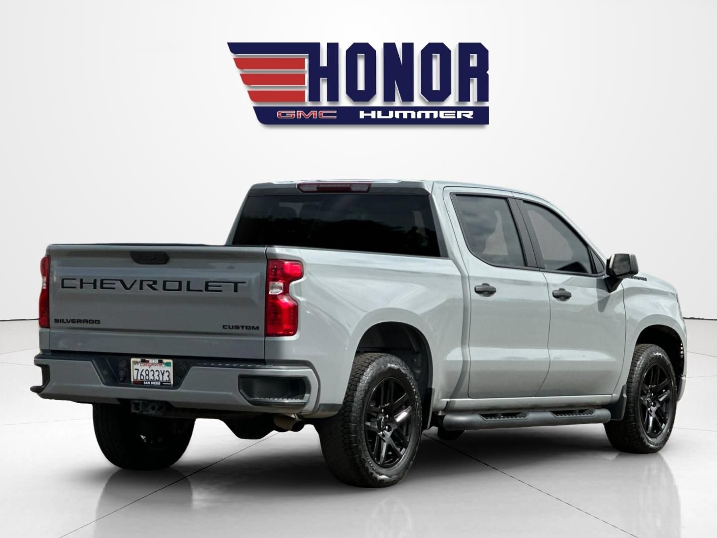Used 2024 Chevrolet Silverado 1500 Custom w/ Turbomax Blackout Package RWD image 4