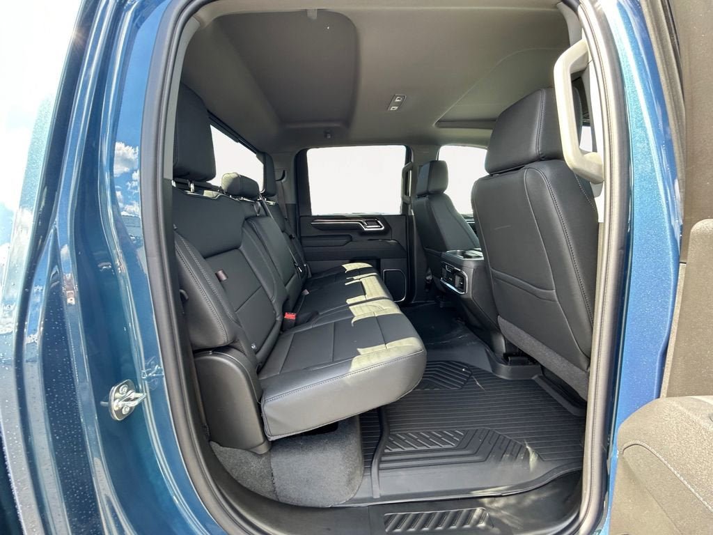 New 2026 Chevrolet Silverado 2500 LTZ w/ LTZ Plus Package AWD/4WD image 24