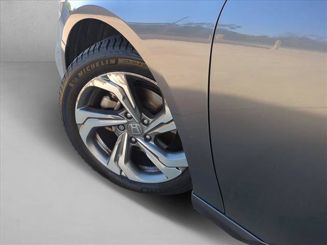 Used 2019 Honda Accord EX image 10