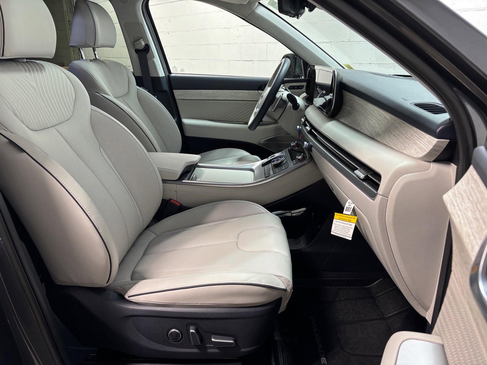 Used 2025 Hyundai Palisade Calligraphy AWD/4WD image 30