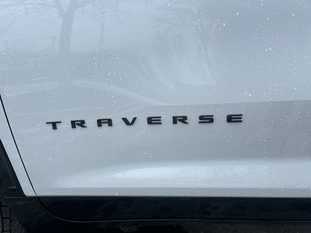 New 2026 Chevrolet Traverse RS image 25