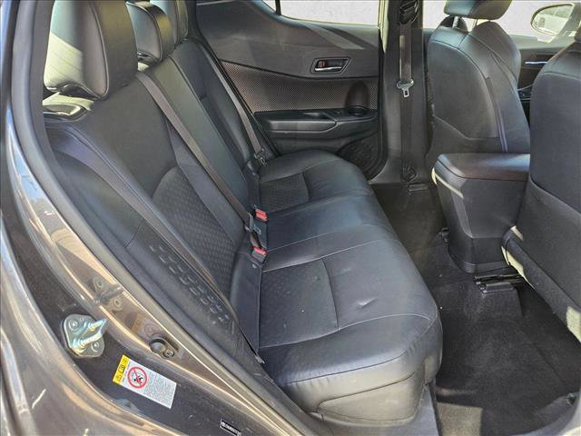 Used 2019 Toyota C-HR Limited image 16