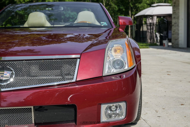 Used 2006 Cadillac XLR RWD image 87