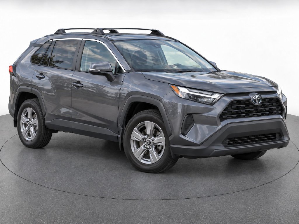 Used 2023 Toyota RAV4 XLE w/ Convenience Package AWD/4WD image 7