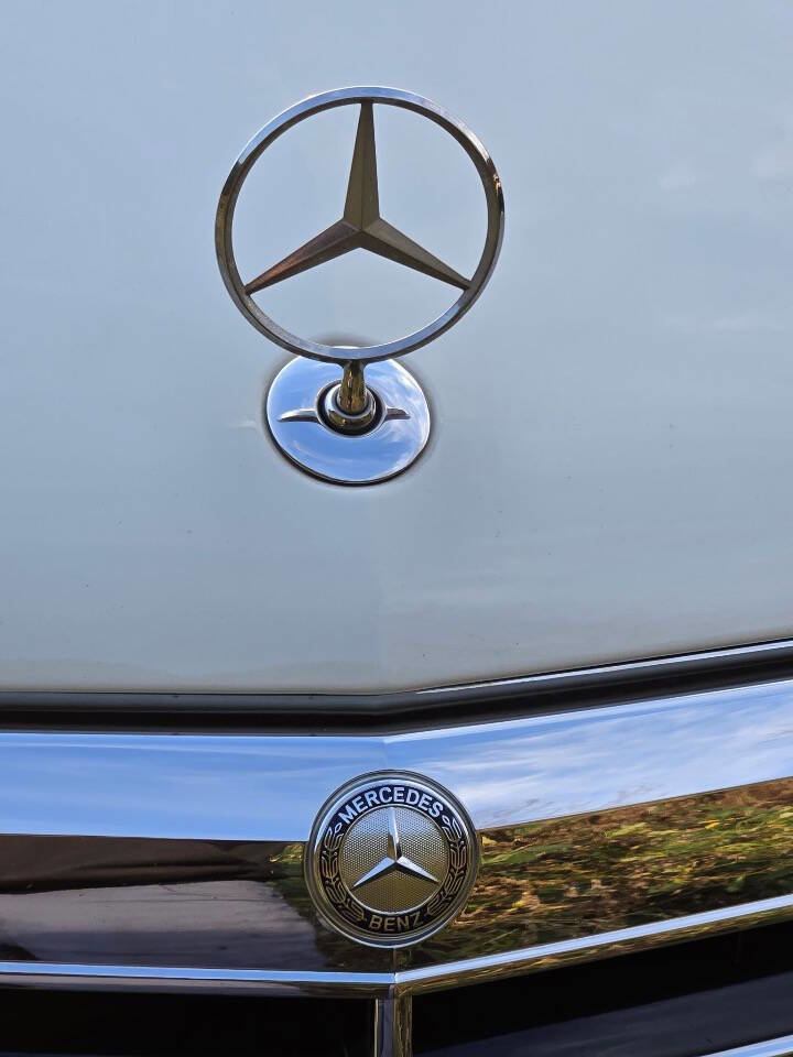 Used 2012 Mercedes-Benz E 350 BlueTEC Sedan image 28