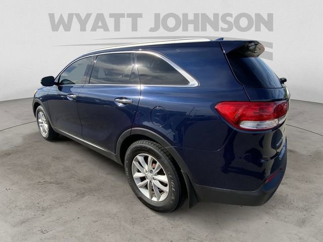 Used 2018 Kia Sorento FWD image 6