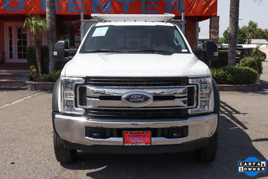 Used 2017 Ford F550 2WD Crew Cab Super Duty image 3