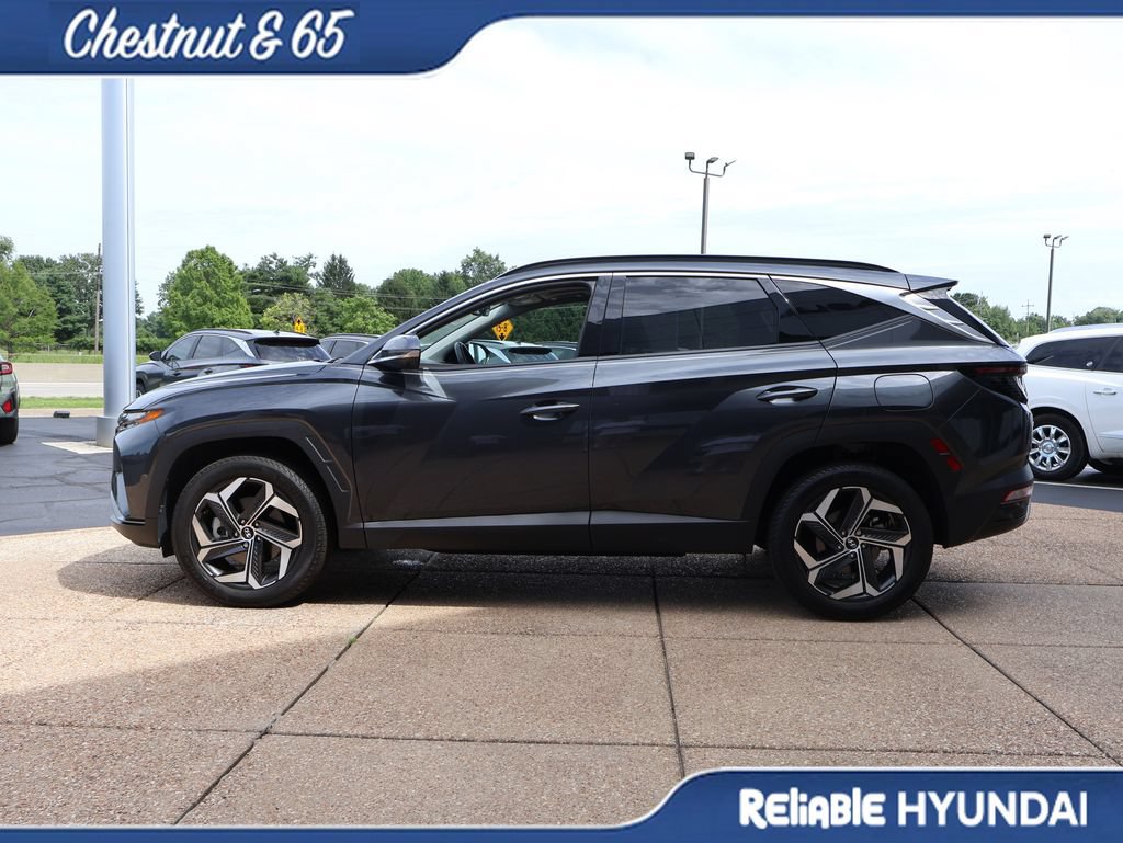 Certified 2023 Hyundai Tucson Limited AWD/4WD image 3