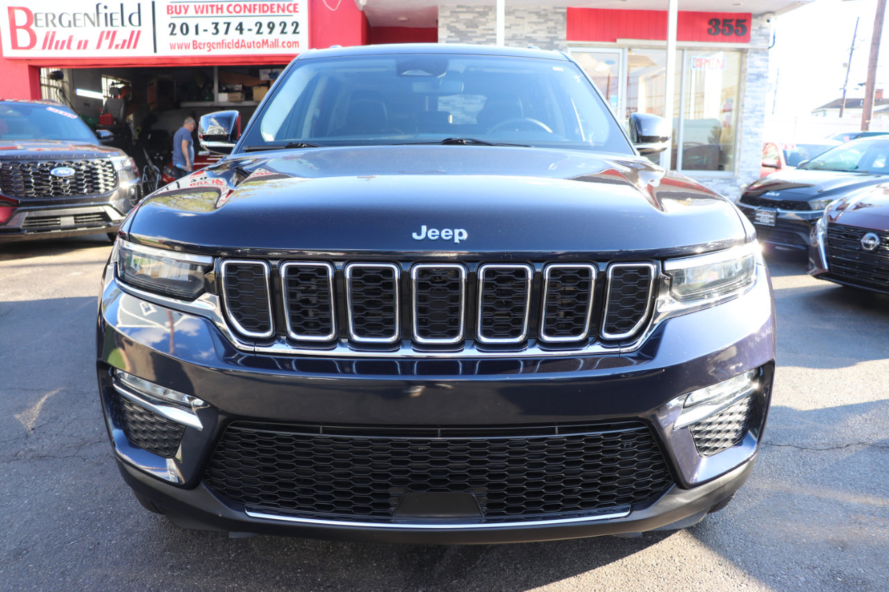 Used 2024 Jeep Grand Cherokee Limited 4xe image 8
