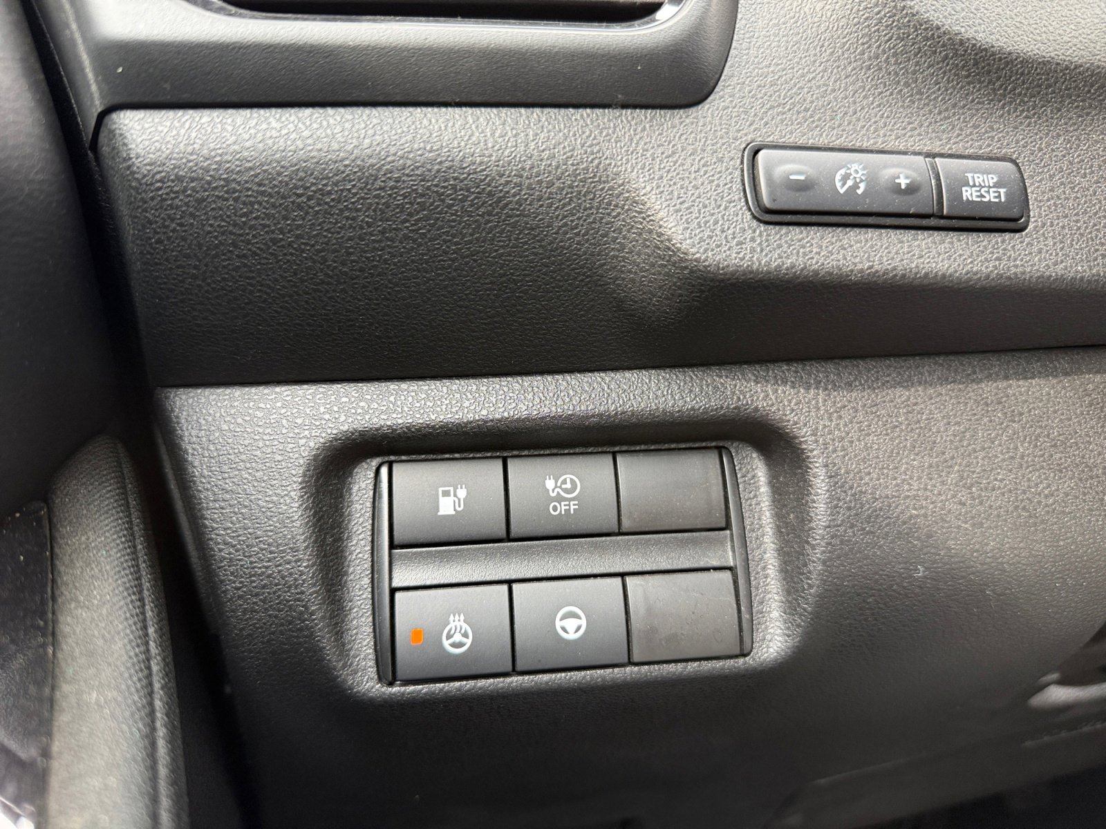 Used 2025 Nissan Leaf SV Plus image 20