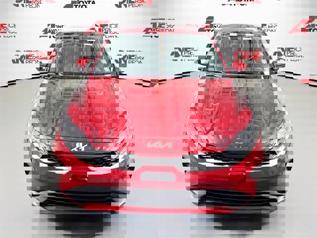 Used 2024 Kia Forte LXS image 2