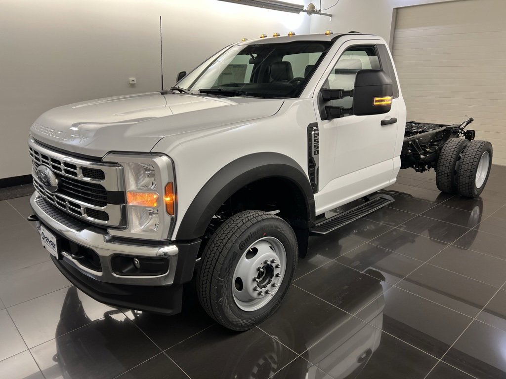 New 2025 Ford F550 XL w/ XL Chrome Package image 3