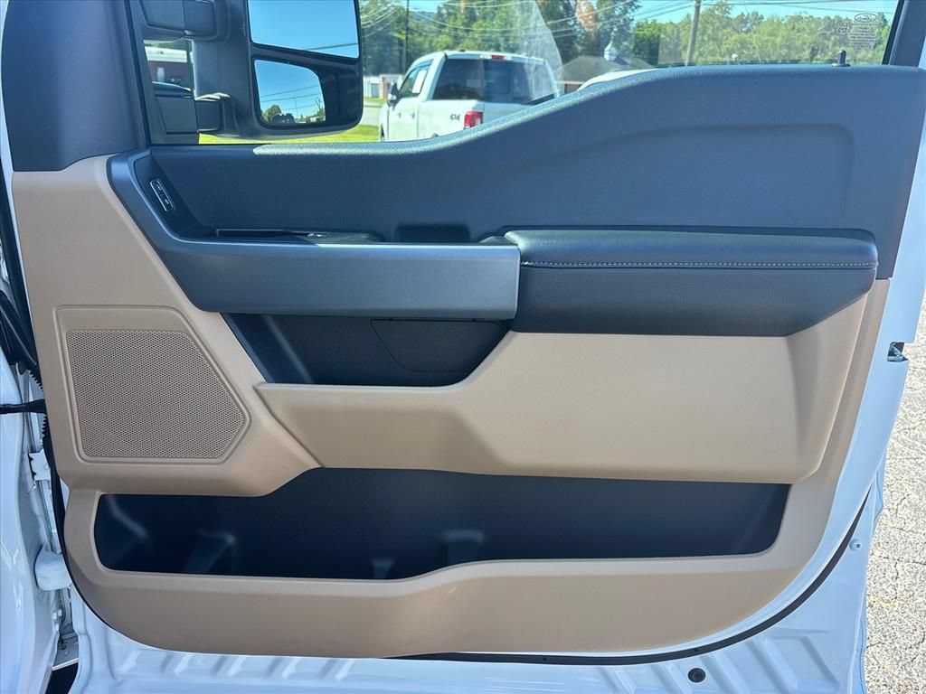Used 2024 Ford F450 XLT w/ FX4 Off-Road Package AWD/4WD image 14