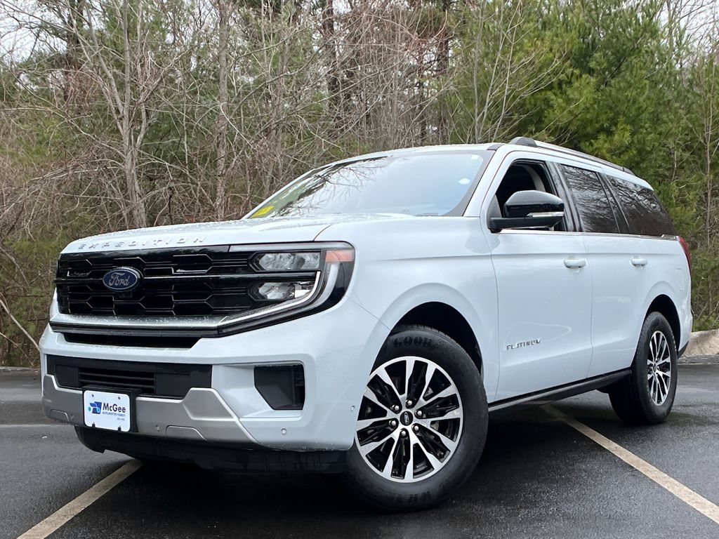 Used 2025 Ford Expedition Platinum AWD/4WD image 1