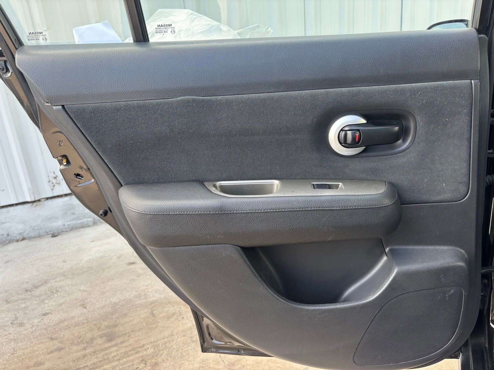 Used 2011 Nissan Versa 1.8 S w/ Plus Pkg image 22