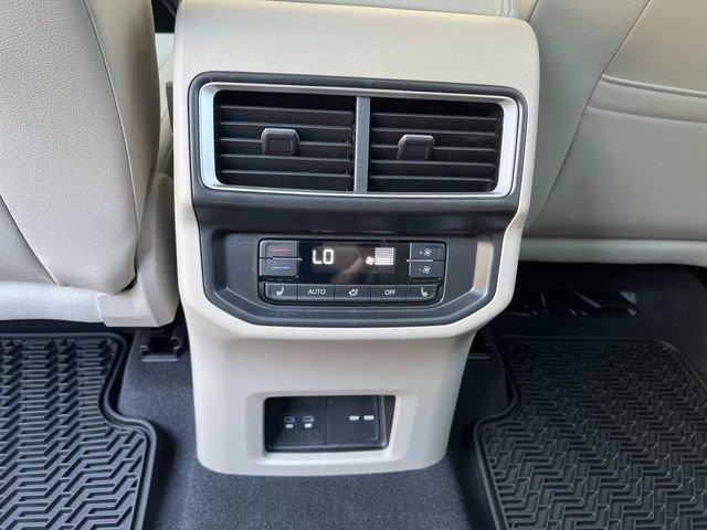 New 2026 Volkswagen Atlas SEL image 21