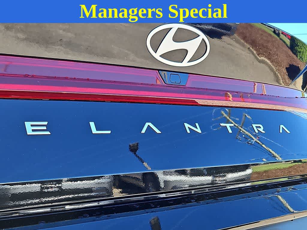 Used 2024 Hyundai Elantra SEL w/ Convenience Package FWD image 33