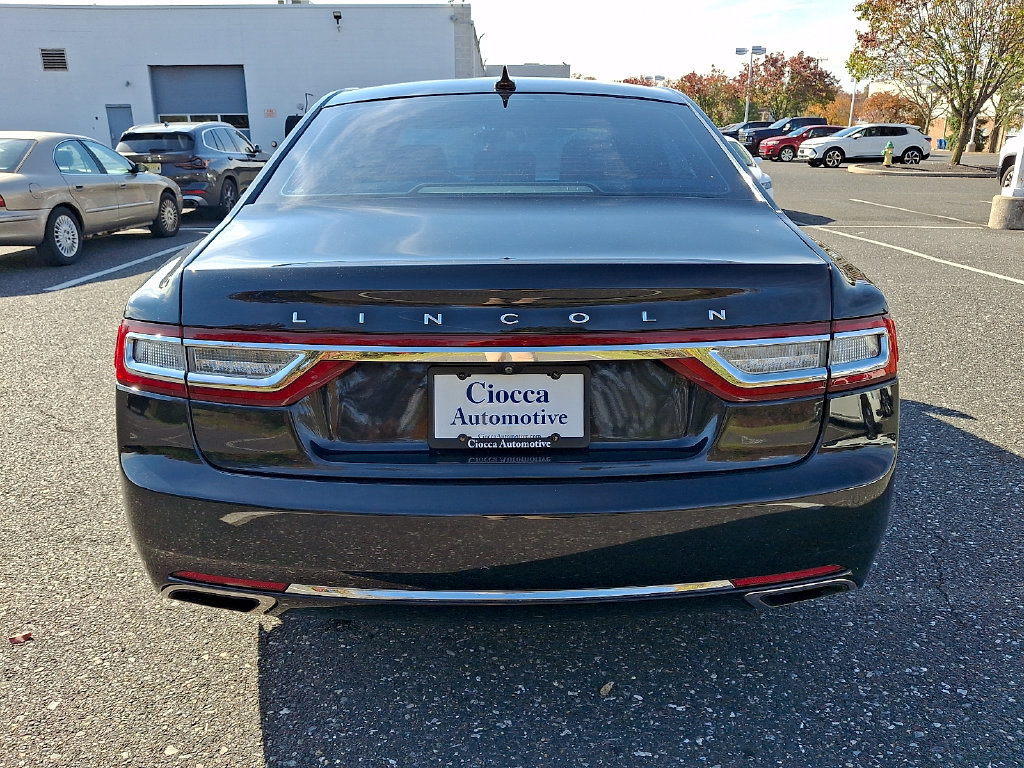 Used 2019 Lincoln Continental Premiere AWD/4WD image 6