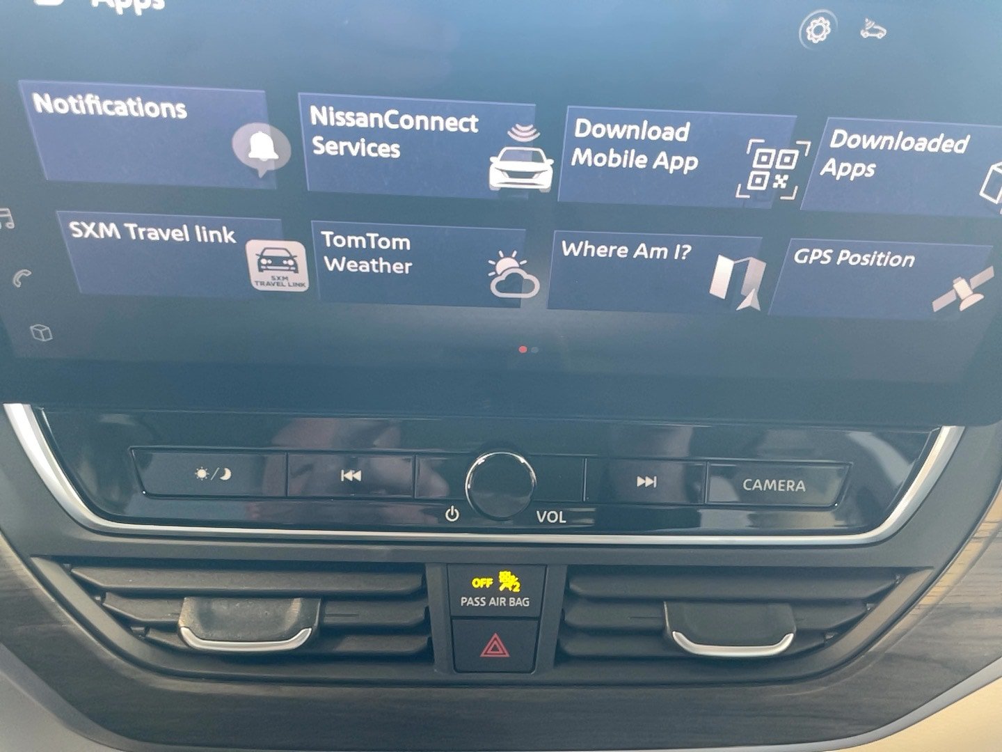 Used 2025 Nissan Altima 2.5 SL AWD/4WD image 13