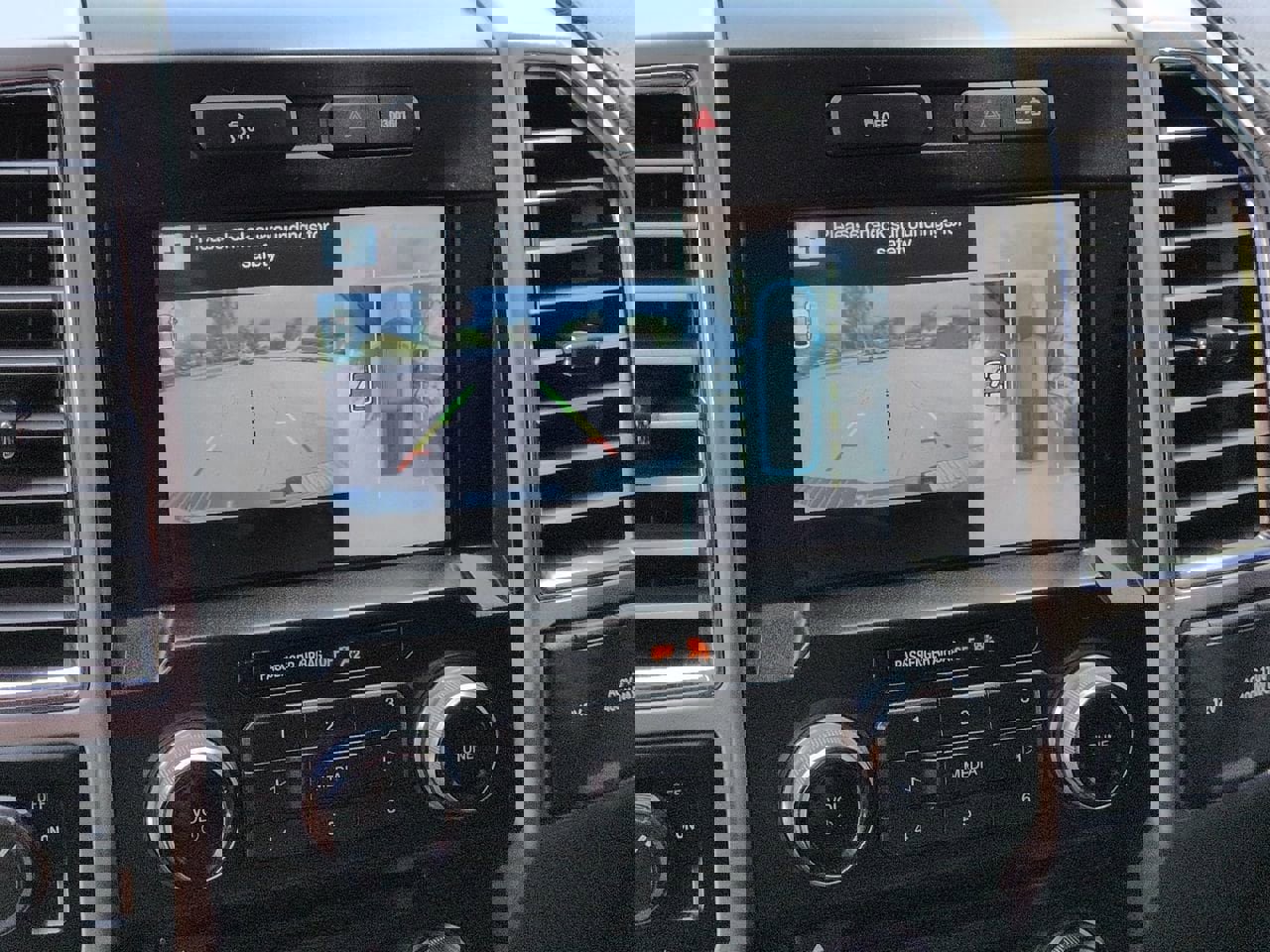 Used 2016 Ford F150 King Ranch w/ Equipment Group 601A Luxury image 17