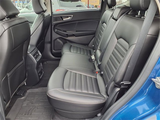 Used 2021 Ford Edge SEL w/ Convenience Package image 7