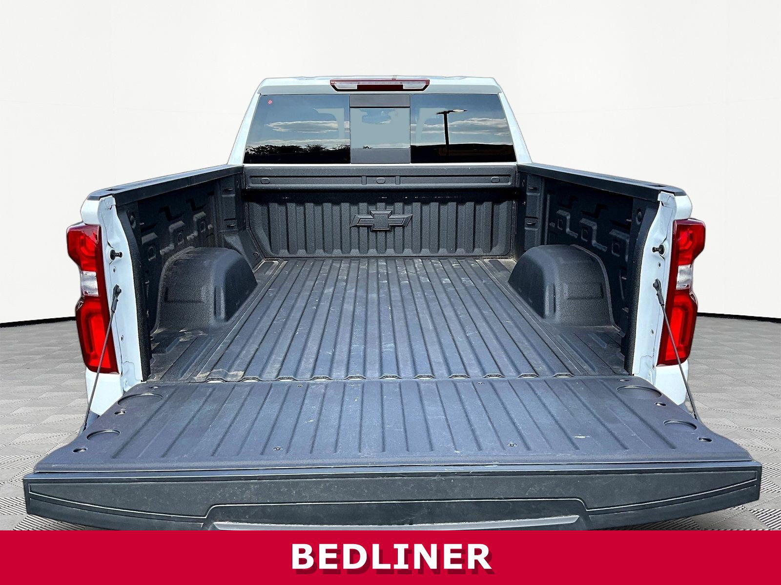 Used 2023 Chevrolet Silverado 1500 LTZ AWD/4WD image 7