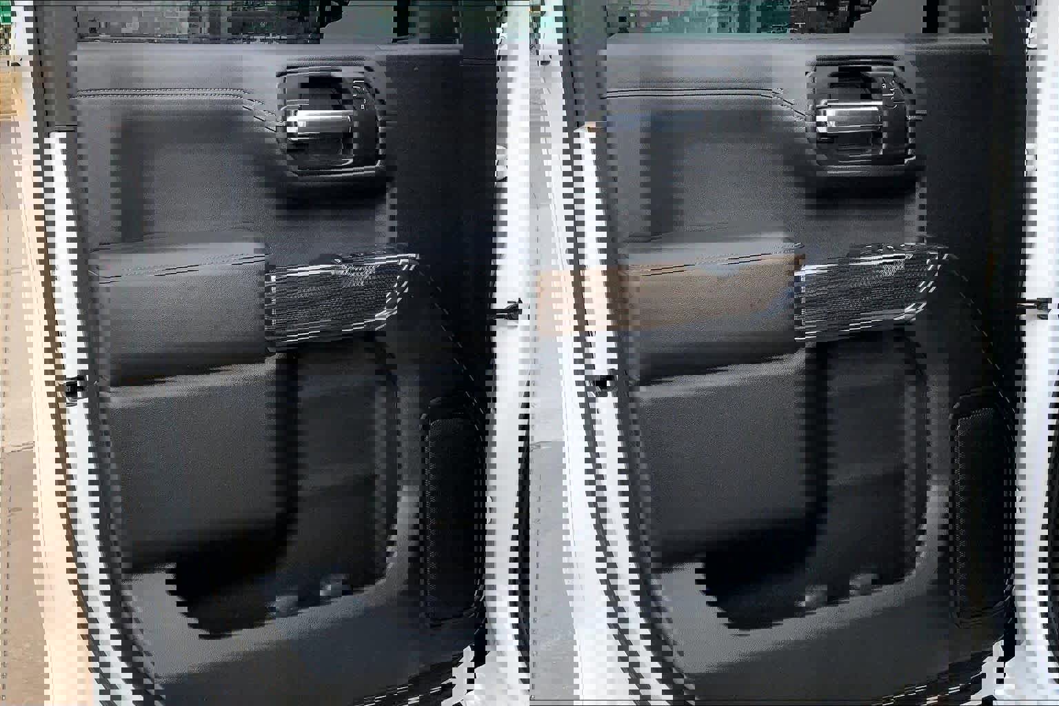 Used 2019 Chevrolet Silverado 1500 LT w/ Trailering Package image 21