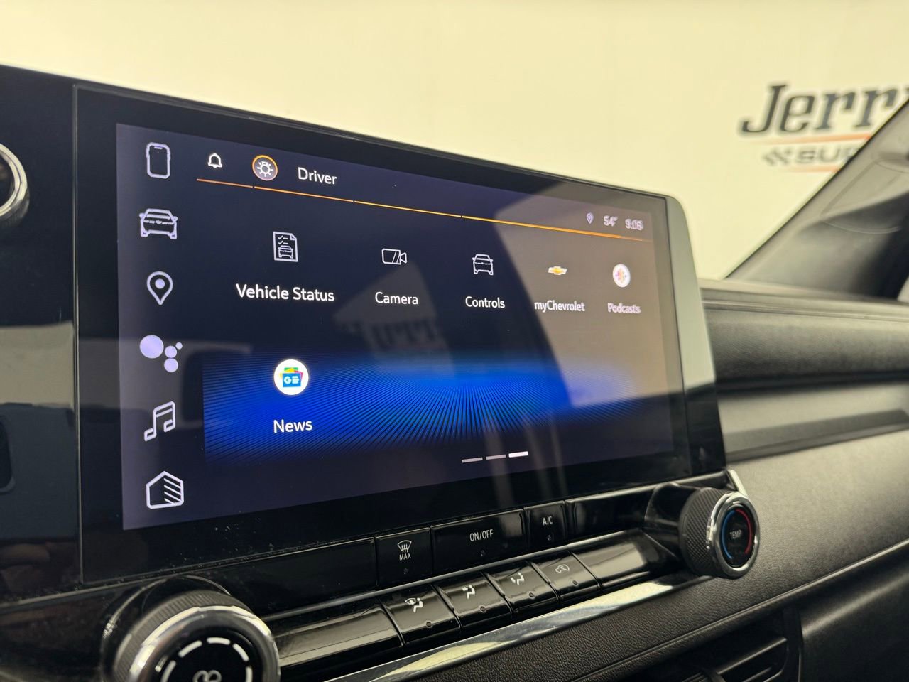 Used 2023 Chevrolet Colorado W/T RWD image 16