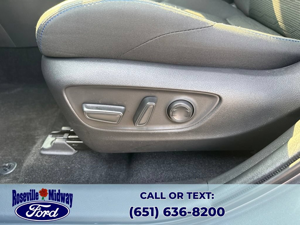 Used 2023 Toyota RAV4 SE AWD/4WD image 27