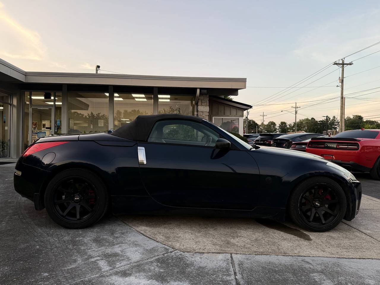 Used 2007 Nissan 350Z Touring RWD image 13