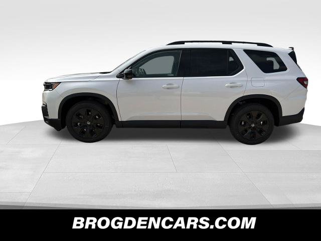 New 2026 Honda Pilot Black Edition image 5