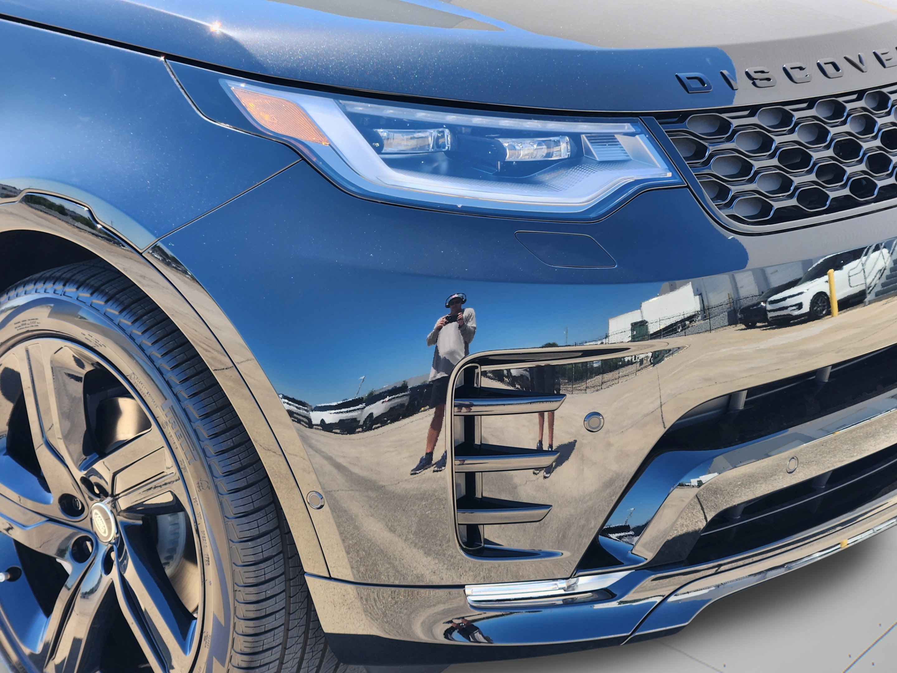 New 2026 Land Rover Discovery Dynamic SE AWD/4WD image 32