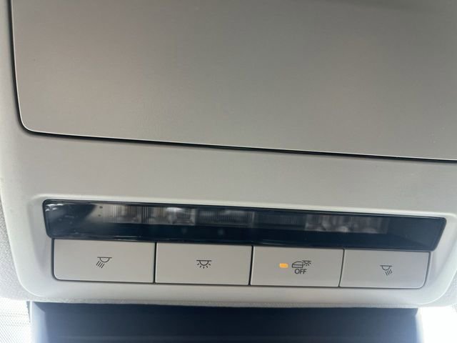 Certified 2025 MAZDA CX-50 AWD 2.5 S w/ Preferred Package image 21