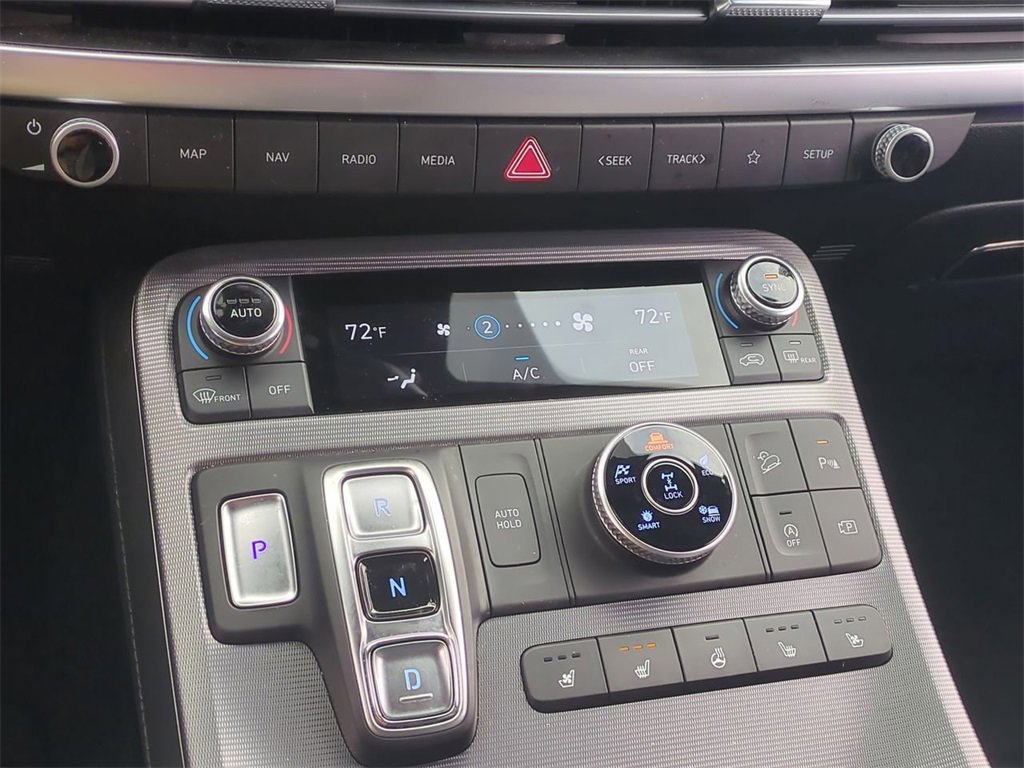 Used 2023 Hyundai Palisade Calligraphy image 16
