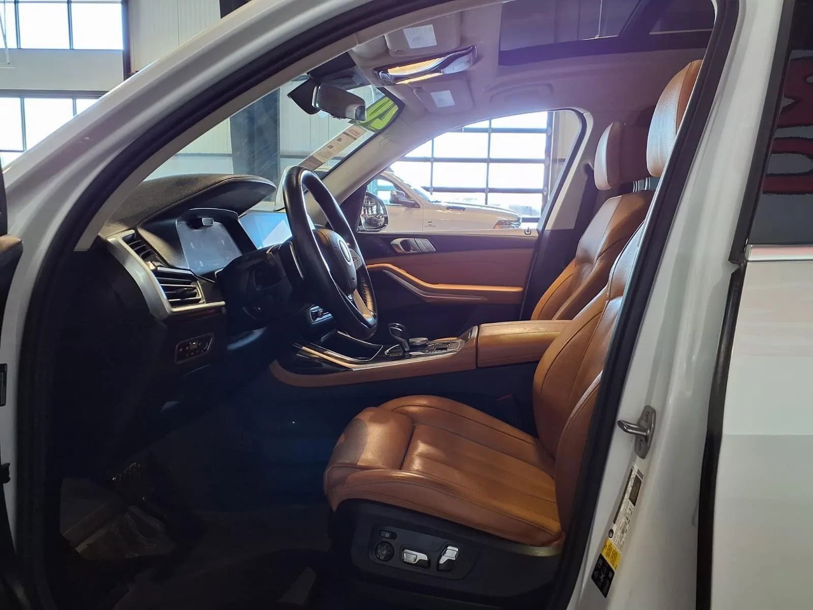 Used 2020 BMW X7 xDrive40i w/ Premium Package image 20