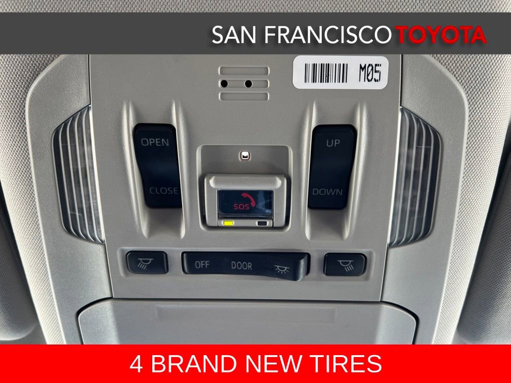 Used 2023 Toyota Highlander Limited image 32