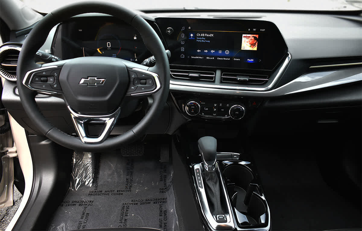 New 2026 Chevrolet Trax ACTIV w/ Driver Confidence Package FWD image 13