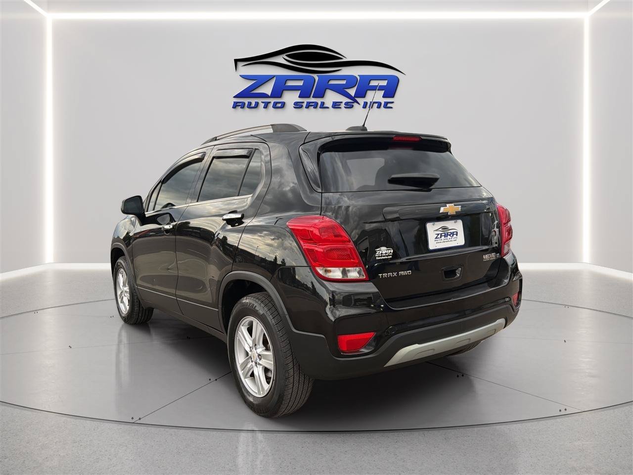 Used 2019 Chevrolet Trax LT w/ LT Convenience Package AWD/4WD image 5