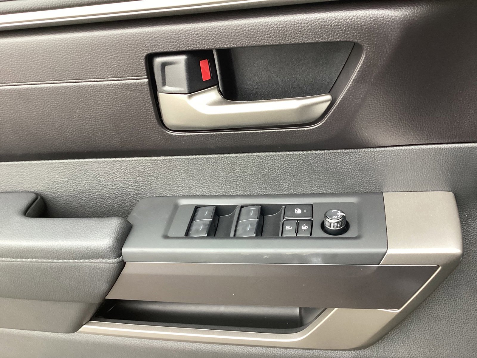 New 2025 Toyota Tundra SR5 image 25