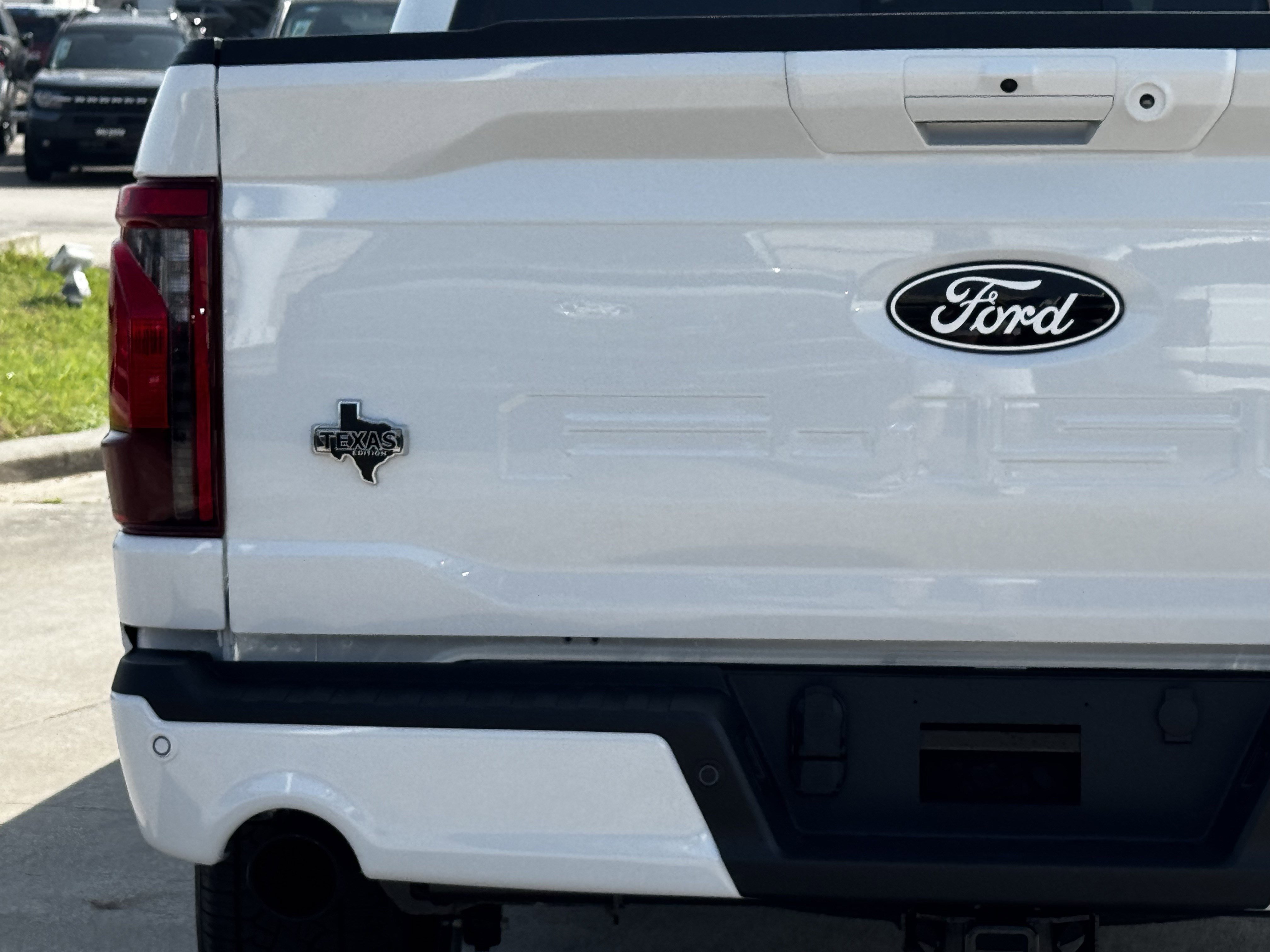 New 2026 Ford F150 XLT w/ Equipment Group 302A MID AWD/4WD image 11