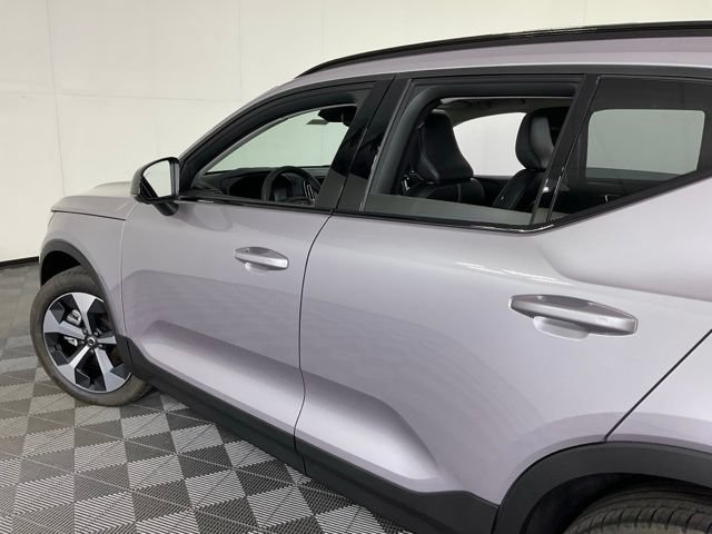 New 2026 Volvo XC40 B5 Plus w/ Protection Package Premier AWD/4WD image 42