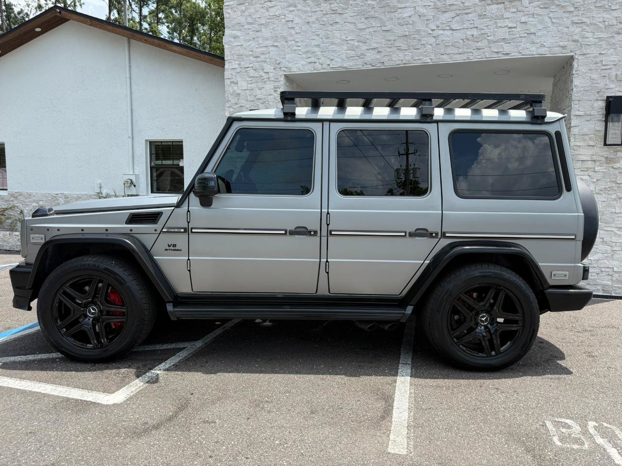 Used 2014 Mercedes-Benz G 63 AMG 4MATIC image 2