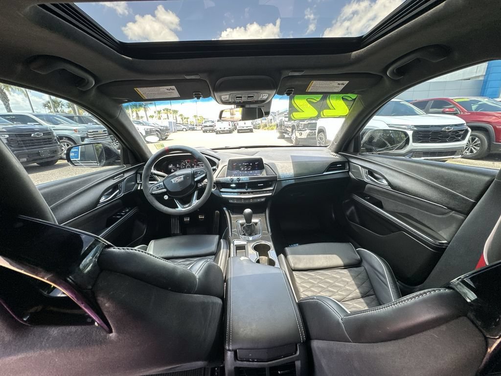 Used 2022 Cadillac CT4 V Blackwing w/ Technology Package RWD image 18